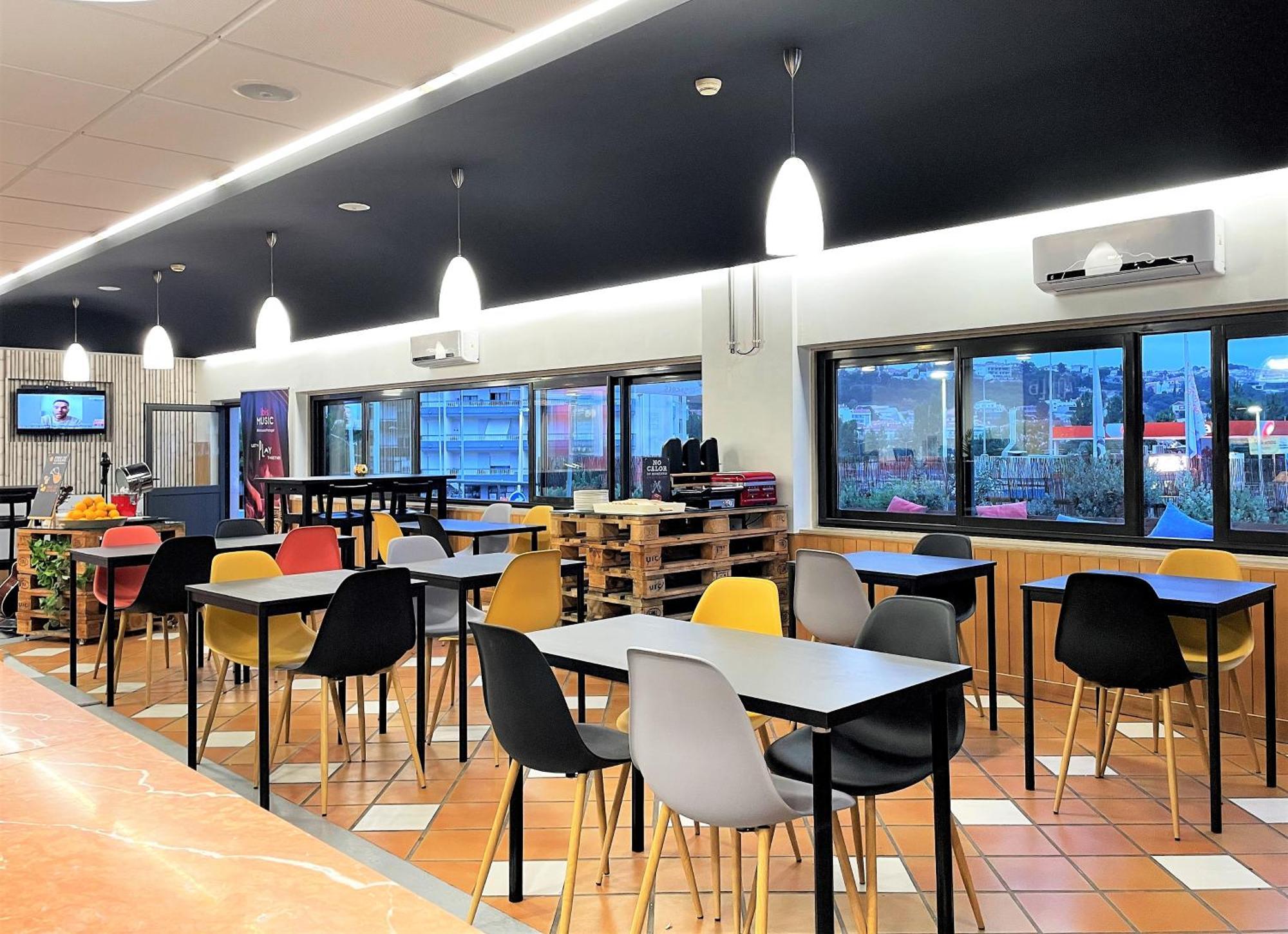 Hotel ibis Leiria Fatima Esterno foto