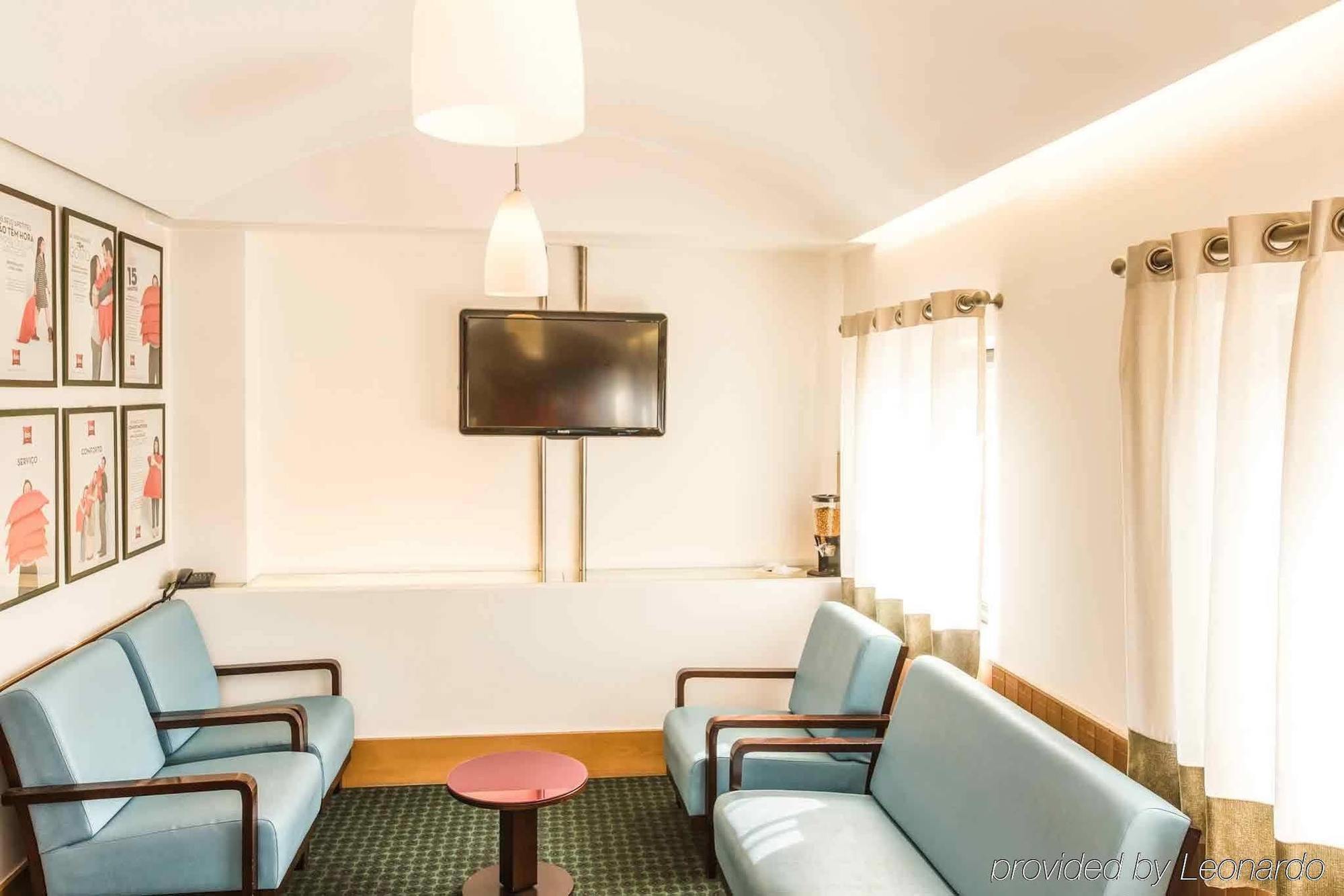 Hotel ibis Leiria Fatima Esterno foto